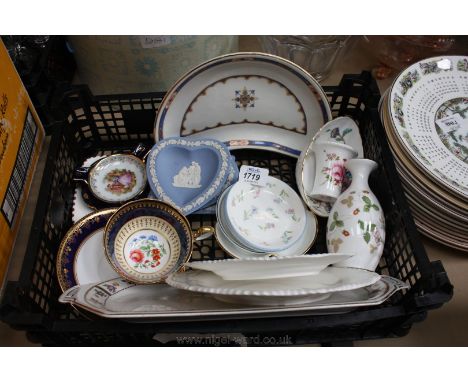 A quantity of china including Wedgwood Jasperware pin dishes, 'Chinese Legend' pin dish, Royal Worcester 'Forget me Not' pin 