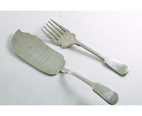 A LATE VICTORIAN FISH SLICE Fiddle pattern, engraved with the crest of the middle Temple and inscribed "M.T.AD.ANTIQUORUM.USU