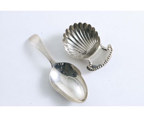 A 19TH CENTURY CADDY SPOON with an acorn-shaped bowl struck with a single mark, three times, possibly a pot of lilies for Dun