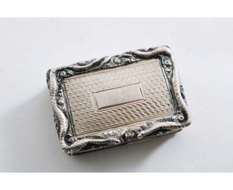 A WILLIAM IV ENGINE-TURNED VINAIGRETTE with reeded sides and a border of applied serpents, vacant cartouche, gilt interior, b