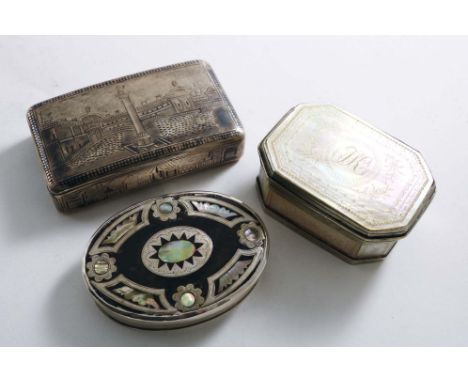 THREE BOXES:- A 19th century Russian niellowork snuff box with architectural scenes on the cover and base and around the side