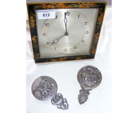Mantel clock with Japanese decoration, together with two small hand mirrors