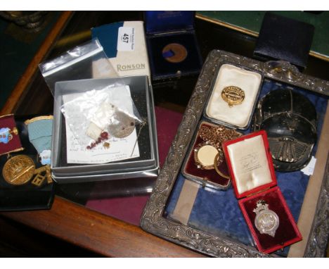 Masonic medals, silver photo frame, together with ruby stones from Peking Palace, China, with history