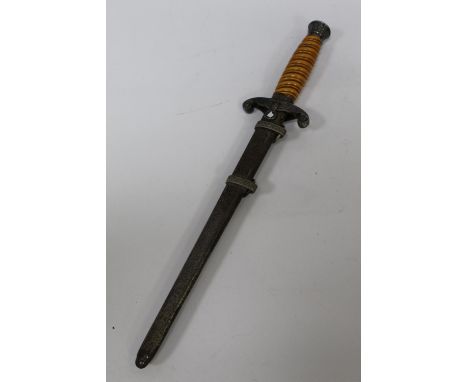 WWII era German Army officer's dagger, stamped Carl Eickhorn Solingen to ricasso. Blade L25cm