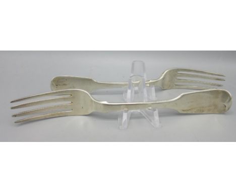 William IV silver dinner fork in fiddle pattern with family crest by Edwin Sweet, Exeter 1831, William IV silver dinner fork 
