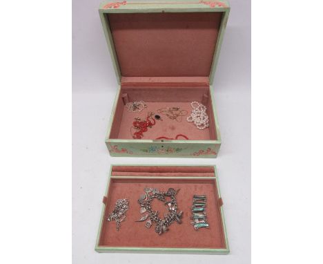 9ct yellow gold coral and pearl necklace with 9ct yellow gold clasp, stamped 375 and 9ct, a yellow metal and opal effect pend