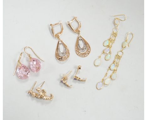 Two modern pairs of 14k drop earrings including pink cubic zirconia, 15mm, gross weight 10.1 grams, two similar pairs of 10k 