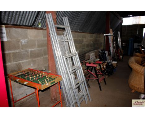 A light weight aluminium decorator's trellis