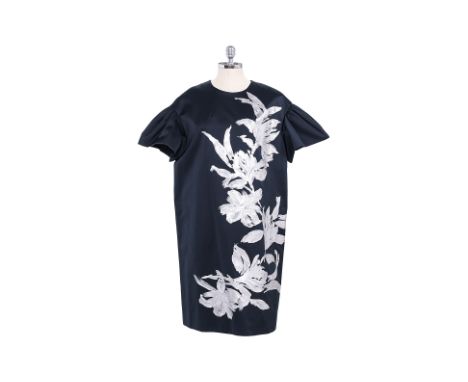 A DRIES VAN NOTEN HAND PAINTED FLORAL MOTIF OVERSIZED DRESS Comprising hand painted floral motif in silver at front and zippe