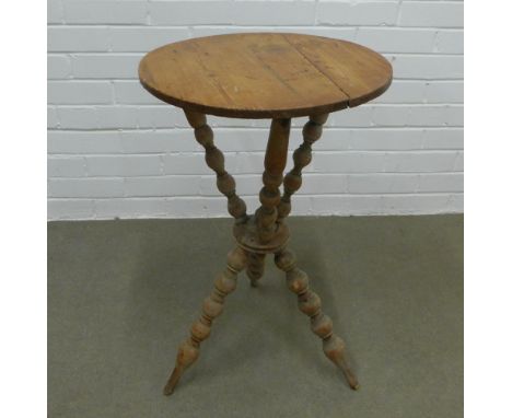 Pine gypsy table on bobbin turned legs. 70 x 45cm 