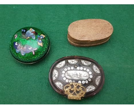 Small oval-shaped Tortoiseshell Jewellery Box with filigree brass hinge, mother of pearl inlay of castle, a green ground cloi