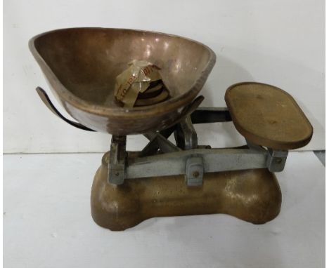 Metal Shop Counter Scales with copper pan, 5 graduating weights &amp; a metal paper press (3)