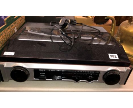 RECORD PLAYER 