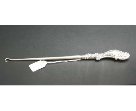 Victorian sterling silver handled button hook Levi and Salaman, 1899, Birmingham, length 24.5cm