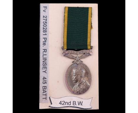 A Territorial Efficiency medal to 2750281 Pte R Linsey, 4th and 5th Black Watch