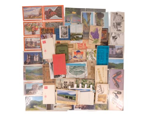 A small group of early 20th Century and later postcards A group of vintage tourist souvenir postcards, mid-to-late 20th Centu