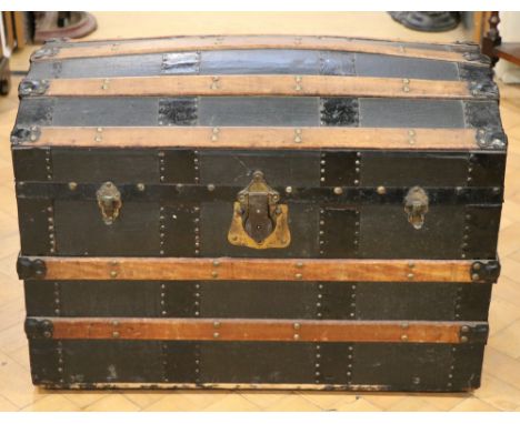 A late 19th / early 20th Century dome top trunk