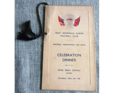 Dinner Menu held at Hotel Great Central on 27th April 1935 fully signed by the West Brom FA Cup Final team, fantastic item
Sm