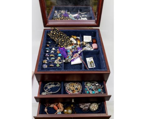 A large collection of various costume jewellery, to include various silver stone set dress rings including topaz, amethyst, p