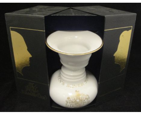 A Kaiser "The Royal Silhouette Vase", limited edition vase 383/500 in a presentation box, together with a Royal Doulton figur