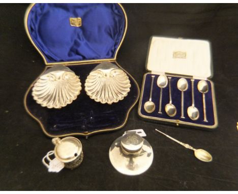 A pair of late Victorian silver scallop shaped butter dishes (by George Unite, Birmingham 1894) a set of six George V silver 