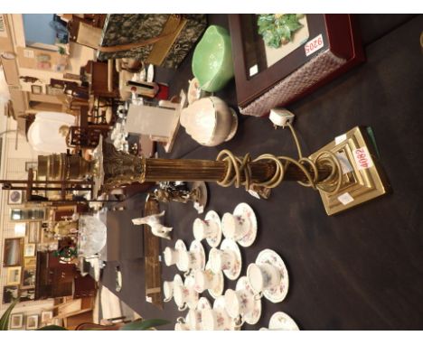 Brass corinthian column table lamp