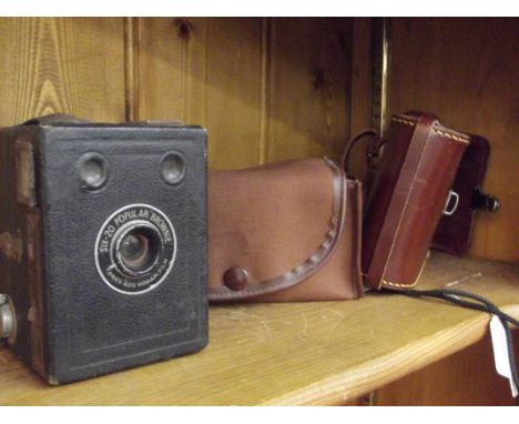 2 vintage cameras 