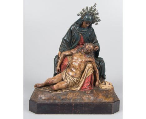 Sevillian School. Late 17th century - Early 18th century."Pietà"Polychrome terracotta sculpture.&nbsp;Total measurements:&nbs