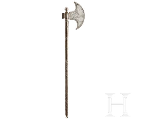 Streitaxt (tabar), indopersisch, 19. Jhdt.  Geschnittenes und mit Schriftdekor graviertes, halbmondförmiges Blatt aus wildem 