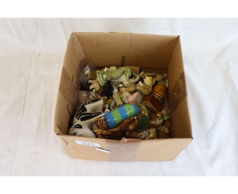Wade ceramic figurines and others, Wade Tailwarmer Squirrel figurine, rifles fob medallion makers William Hair Haseler etc