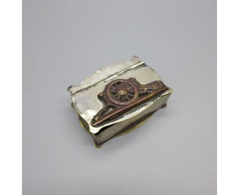 A WWI Royal Artillery trench art snuff box 