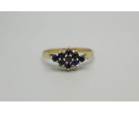 A 9ct gold and sapphire cluster ring, 1.3g, M 