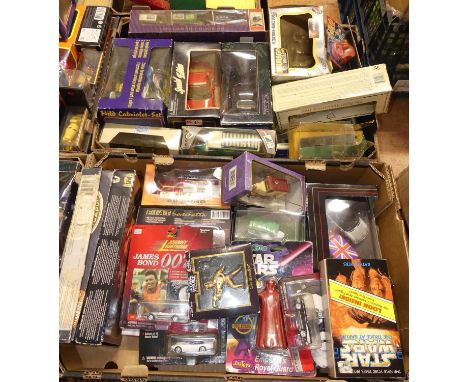 Two trays of mostly boxed miscellaneous effects, to include a quantity of modern issue diecast including a Maisto special edi