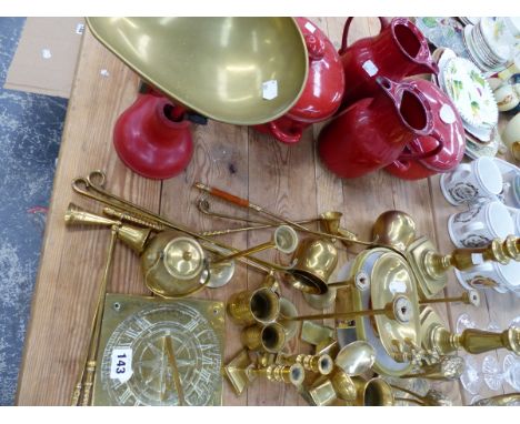 A QUANTITY OF BRASS WARES, KITCHEN SCALES ETC. 
