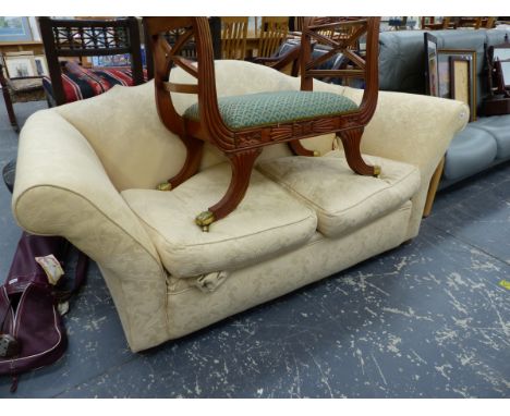 A EARLY 20th C. TWO SEAT SOFA. 