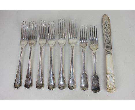 A set of six George V silver Old English pattern table forks, maker Viners Ltd, Sheffield 1930, a Victorian dessert fork, sin