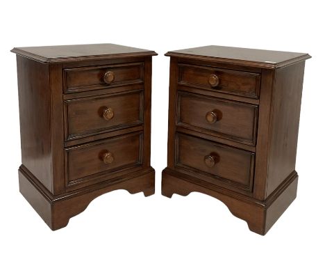 Willis &amp; Gambier - pair of bedside chests, fitted with three drawers, raised on bracket supports Dimensions: Height:&nbsp
