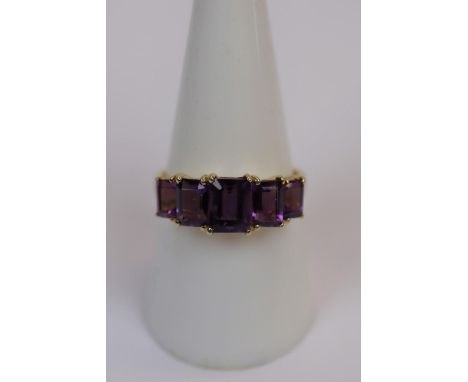 9ct gold 5 stone amethyst set ring - Size P« 