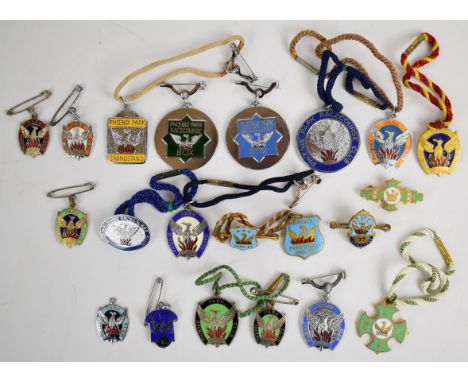 Twenty one Phoenix Park Racecourse Club metal and enamel horse racing badges including 1920-1921 pair, 1932-1933, 1948-1949, 