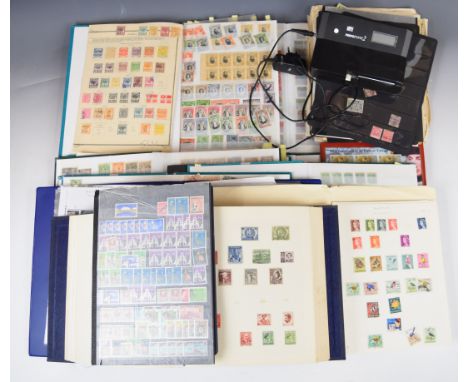 GB Commonwealth stamp collection in ten various albums / stockbooks including New Zealand, India and States including blocks,