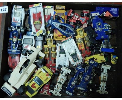 FORMULA 1 & SIMILAR, COLLECTION OF MODEL RACING CARS
