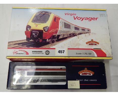 BACHMANN VIRGIN TRAINS CLASS 220 VIRGIN VOYAGER 32-600  & COACH 30 625 ALL BOXED