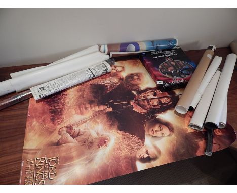 POSTERS WWE, LORD OF THE RINGS, STAR TREK