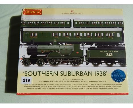 HORNBY R 4378 SOUTHERN SUBURBAN 1938 TRAIN PACK