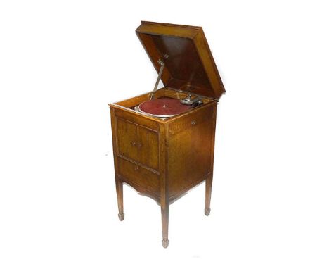 Cabinet gramophone, Columbia Model 123A, with 15A soundbox on Plano-Reflex tone-arm, in oak case but with mahogany (124a)  mo