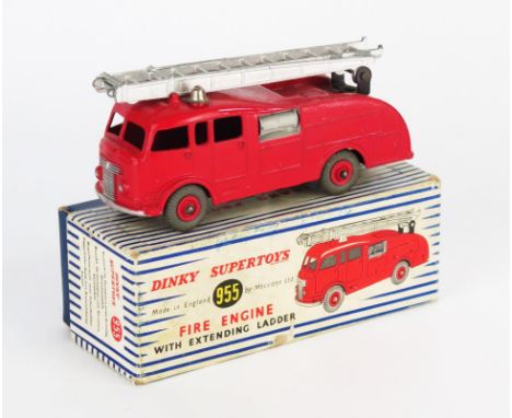 Dinky 955 Fire Engine with Extending Ladder - red body and grooved hubs, silver ladder, grey tyres - very good in very good b