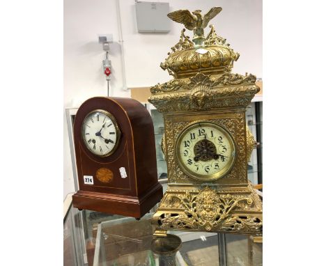AN INLAID WOODEN MANTLE CLOCK,TOGETHER WITH A FURTHER FRENCH BRASS ORANTE MANTLE CLOCK. 