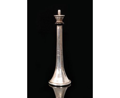 An Edwardian hallmarked silver novelty table lighter in the form of hunting horn, height 14cm, Chester 1910, Grey and Co.   