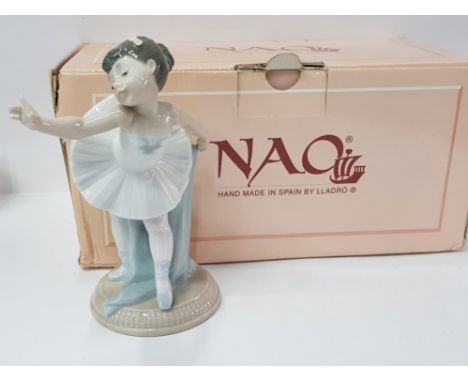 NAO BY LLADRO FIGURE 1150 MY FIRST BOW WITH ORIGINAL BOX