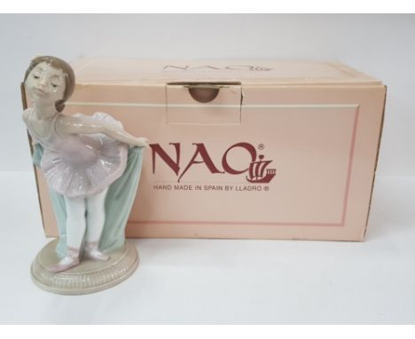 NAO BY LLADRO FIGURE 1151 MY RECITAL WITH ORIGINAL BOX
